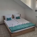 пиргос Pensjonat