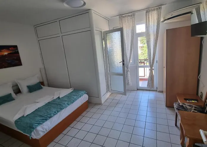 Penzion пиргос Burgas City