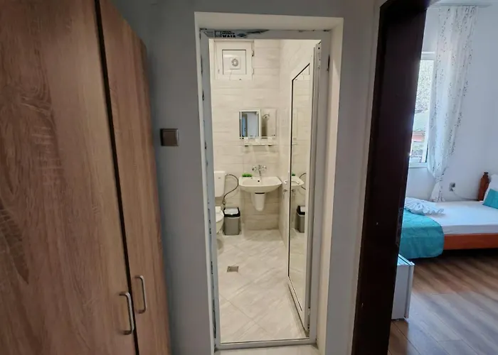 пиргос Burgas City