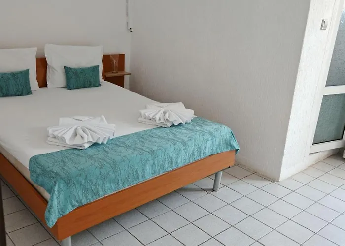 Penzion пиргос 3*